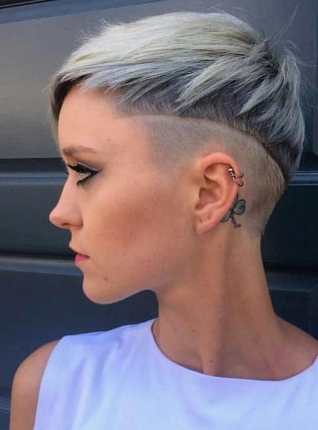 Pixie s vyholenými boky